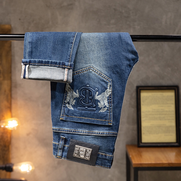 ブランドジーンズ角部分ディテール